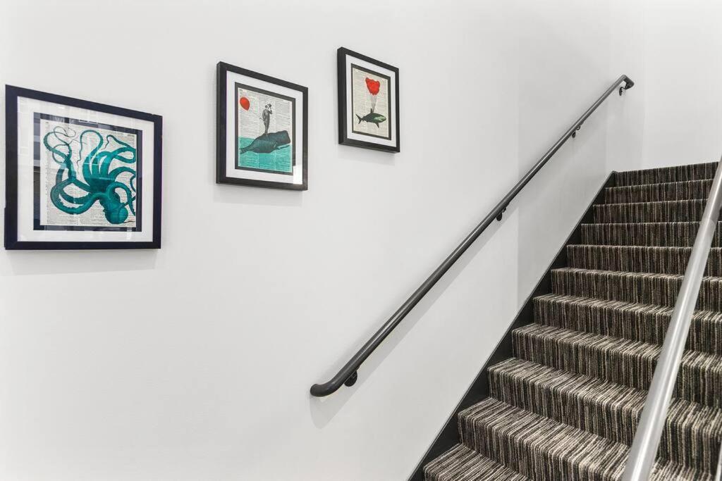 Airy And Open Corner Loft - 92 Walkscore Redmond Zewnętrze zdjęcie
